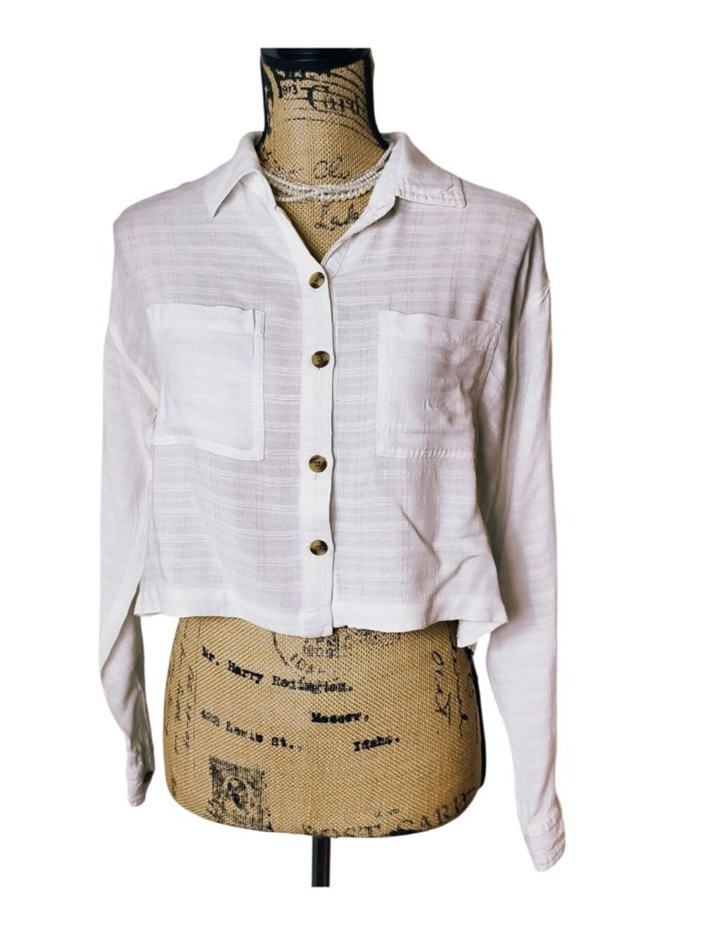 Aeropostale Womens XS Cropped Long-Slv Button-Down Shirt White Casual Preppy